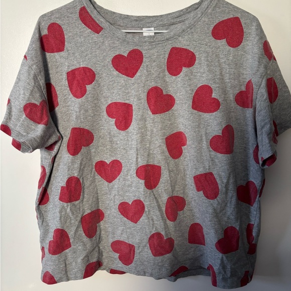 Old Navy Other - Old Navy Gray Cozy Girly Tee with Red Hearts